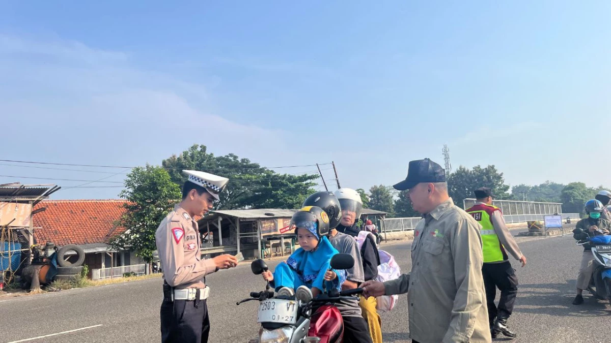 Samsat Subang Lakukan Pemeriksaan Kendaraan, Pengendara Terjaring Operasi Bisa Langsung Bayar di Lokasi