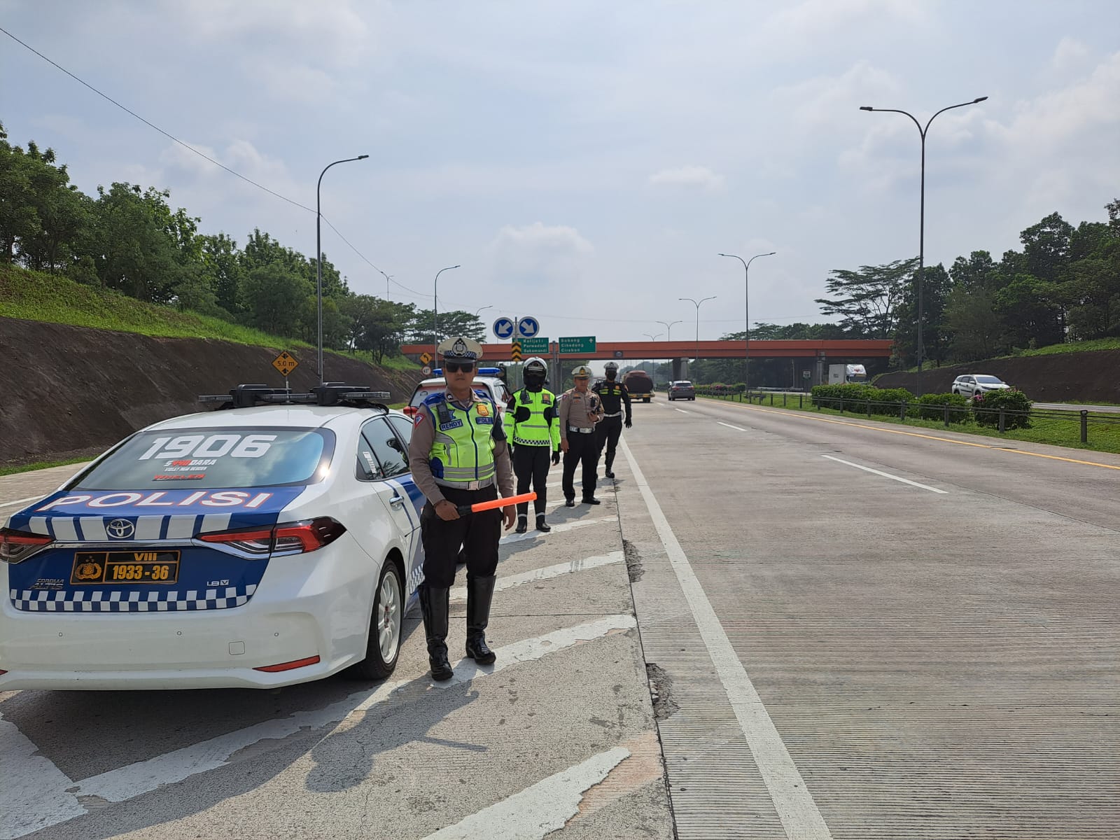 Hari Ini Puncak Arus Balik Libur Natal, Berikut Rekayasa Lalu Lintas di Jalan Tol