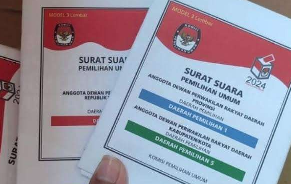 Rubuan Surat Suara Rusak di Subang Diduga Salah Cetak