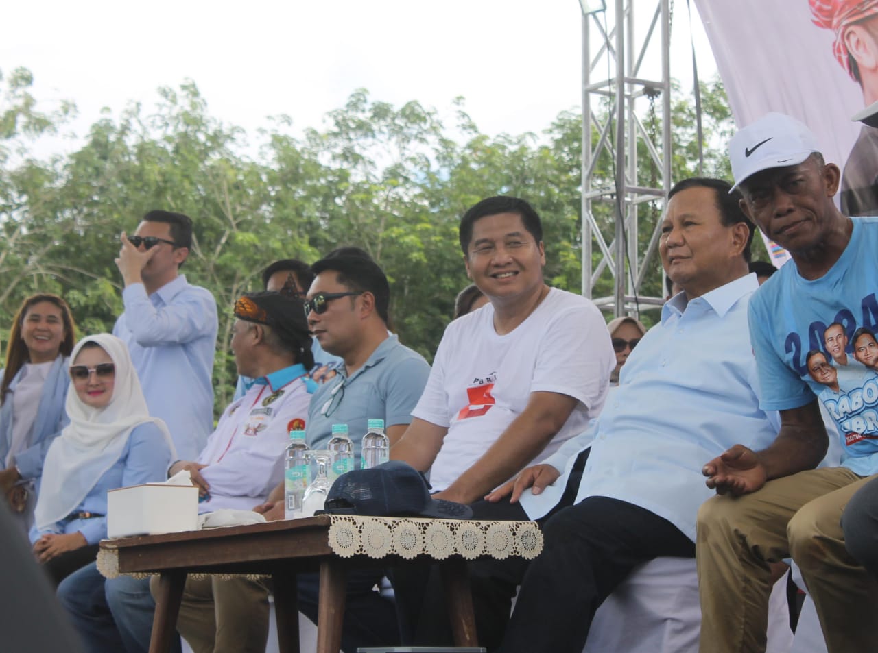 Satu Hari Setelah Pamit dari PDIP, Ruhimat Langsung Tancap Gas Kampanye Prabowo di Subang, Bareng Maruarar Sirait
