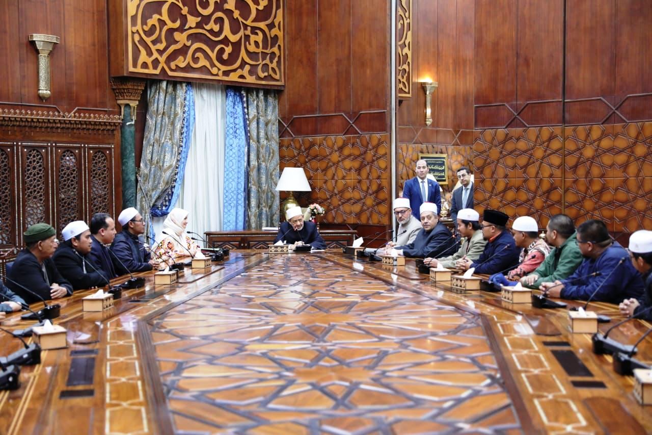 Mudir Ponpes As-Syifa Sagalaherang Bertemu Grand Syeikh Al Azhar di Mesir
