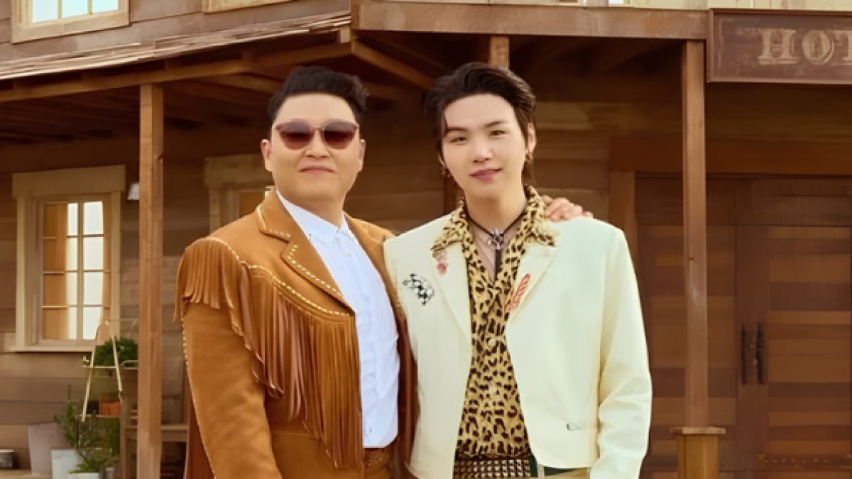 Solois PSY Memberikan Dukungan untuk Suga di Konser "Summer Swag" Miliknya, Kasus DUI masih Hangat di Korea Selatan