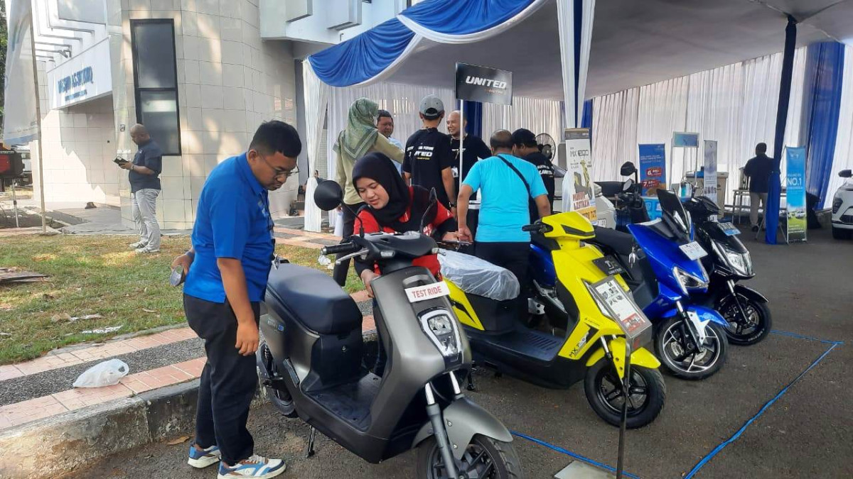 Bank bjb Subang Gelar Pameran Kendaraan Listrik