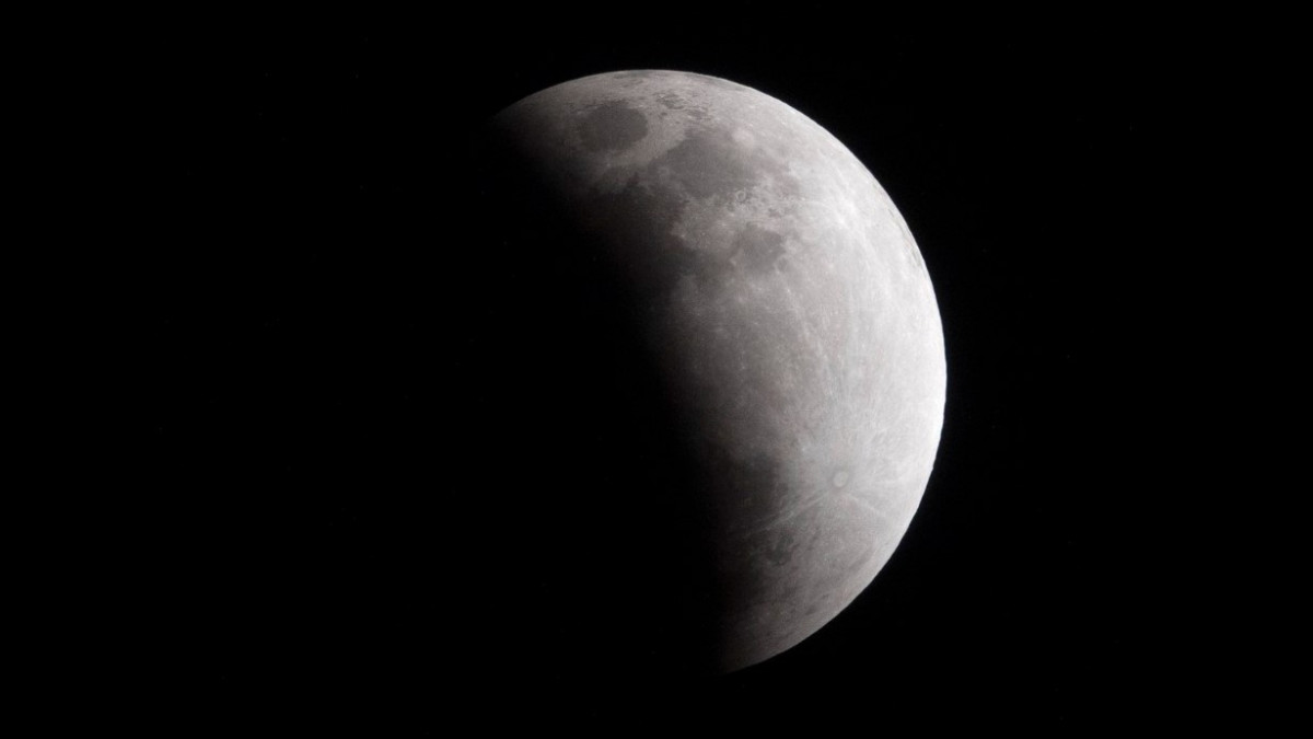 4 Fenomena Langit September 2024 Siap Dinantikan!