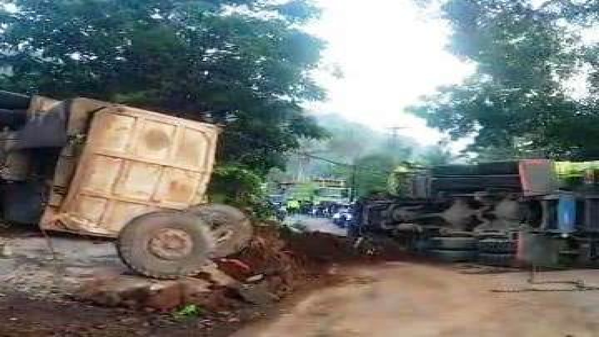 Warga Cijambe Keluhkan Kecelakaan Truk Bermuatan Pasir dan Batu