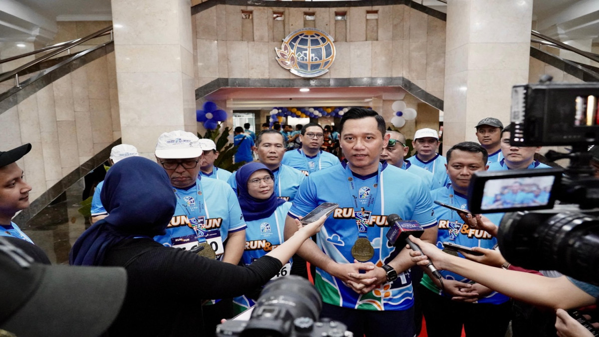 Selenggarakan HANTARU 2024 Run & Fun 5k, Menteri AHY Harapkan Pegawai Semakin Solid dan Kompak
