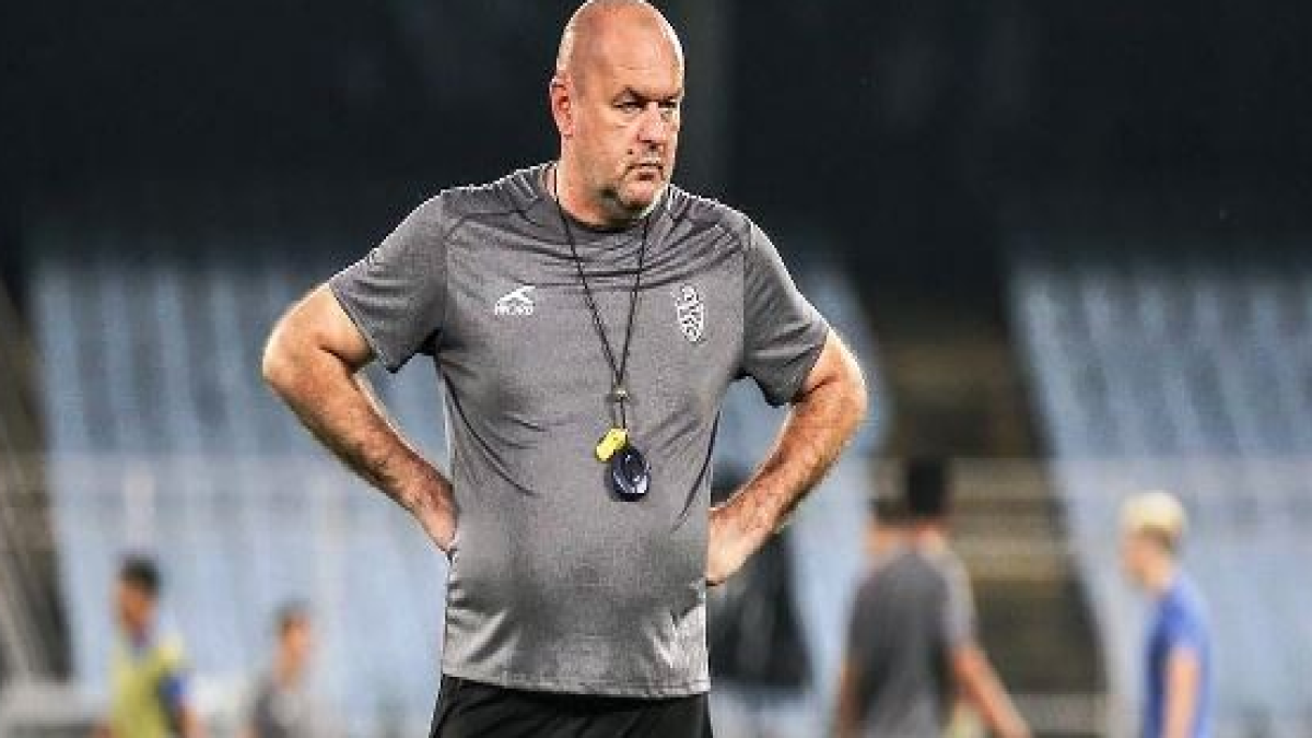 Persiapan Pelatih Bojan Hodak Fokuskan untuk Hadapi Persebaya Surabaya pada 18 Oktober Mendatang