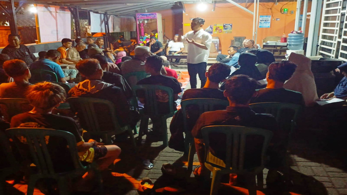 Relawan Siap Kenalkan Yadi - Pipin Door to Door dengan Santun