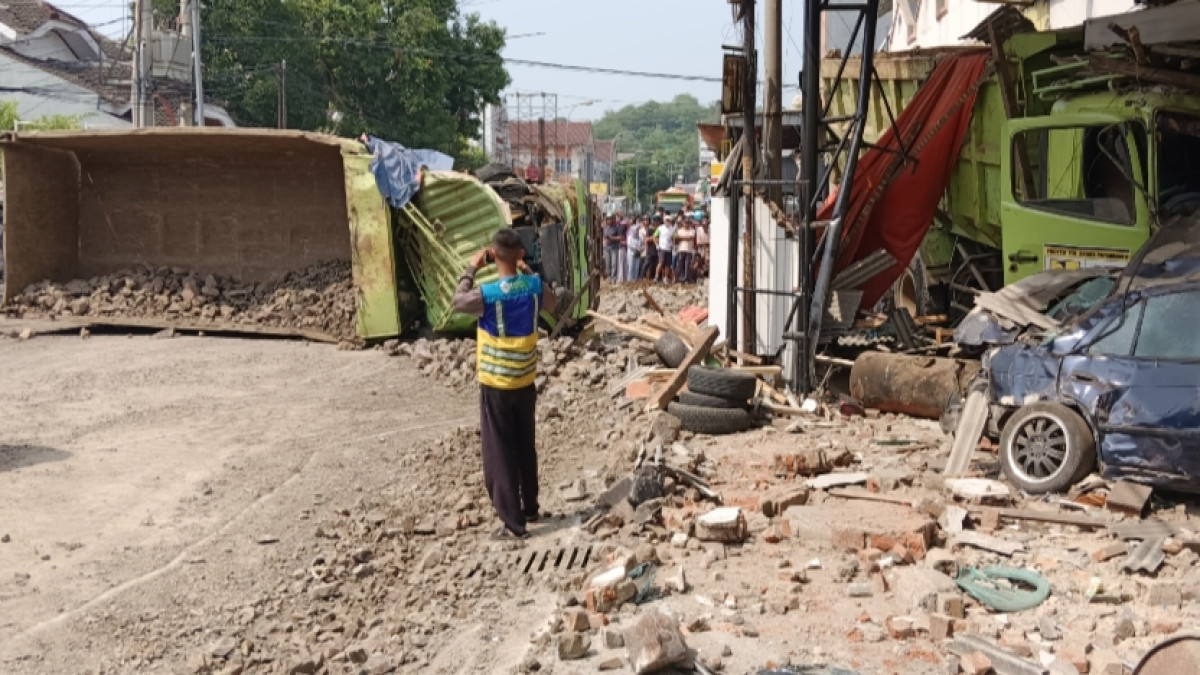 Berikut Data Lengkap Korban Kecelakaan Truk Proyek Tol Patimban di Subang