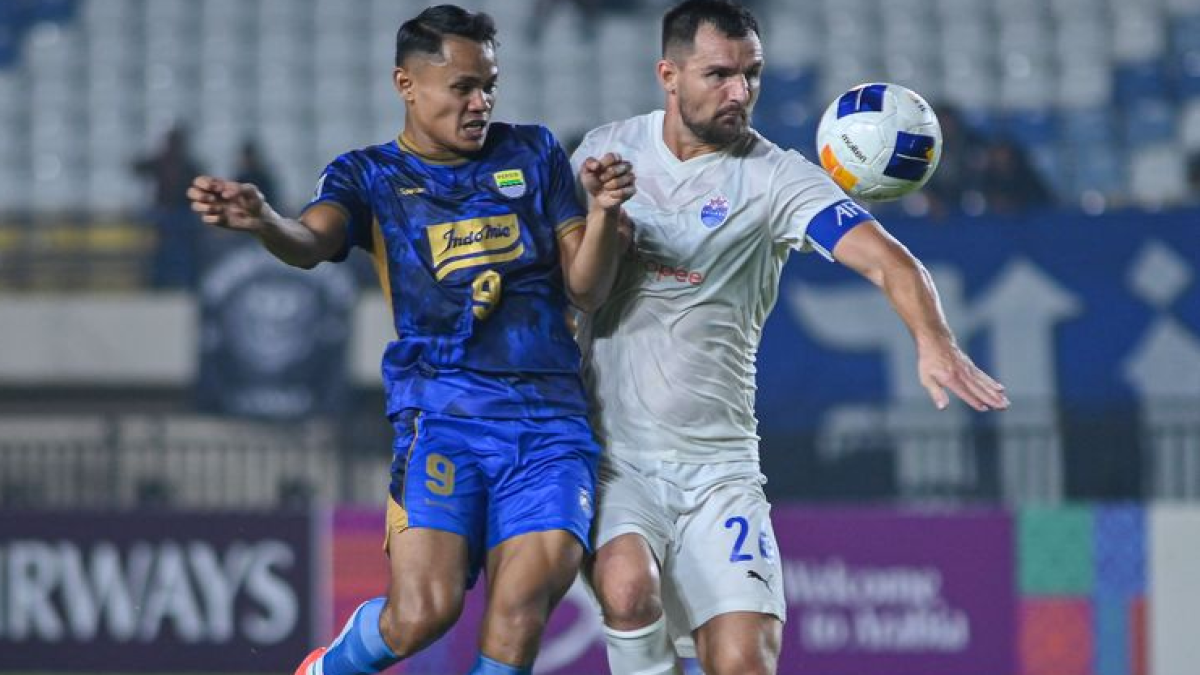 Persib Bandung Gagal Menang di ACL Usai Dimas Drajad Dikartu Merah