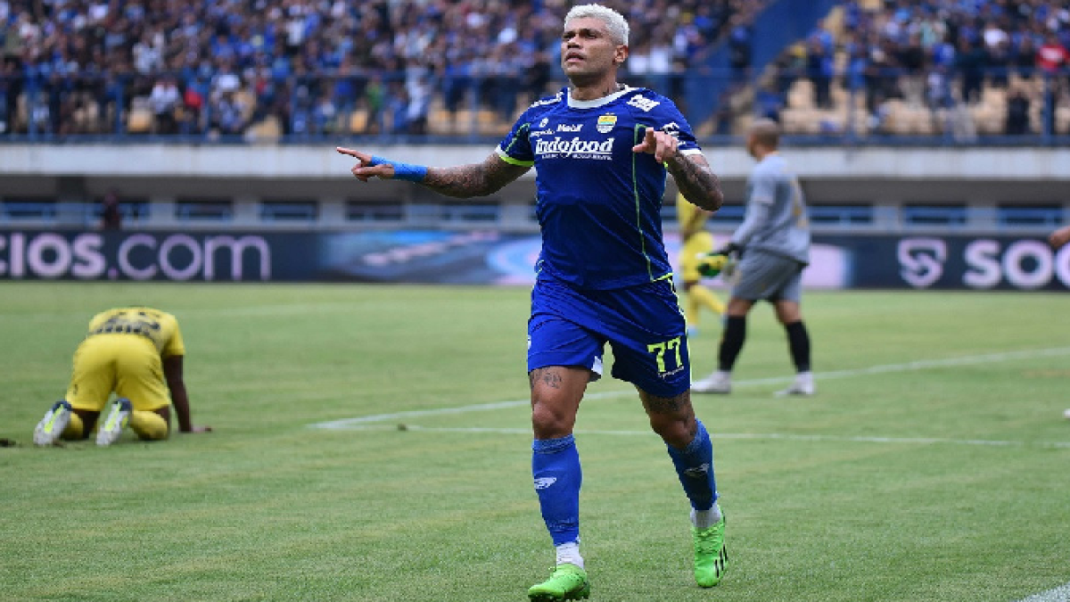 Ciro Alves Keluhkan Padatnya Jadwal Persib Bandung di Musim 2024 Ini