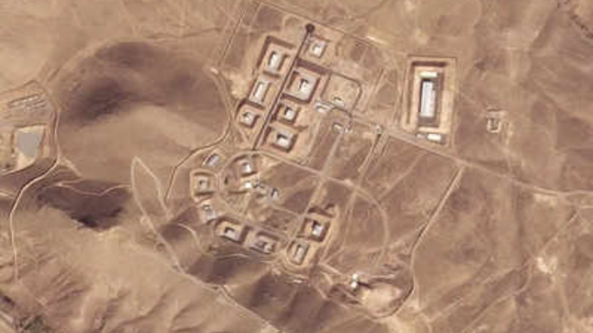 Gambar Satelit Menunjukkan Kerusakan Pangkalan Militer Iran akibat Serangan Israel