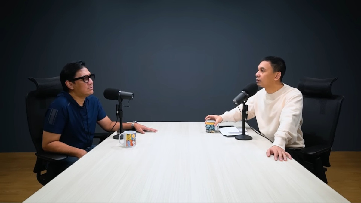 Andre Taulany Buka-Bukaan Soal Mobil Retro dan Pajak Kendaraan Baru 2025 di Podcast Raditya Dika!