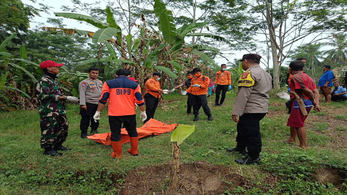 Mayat Tanpa Identitas Ditemukan di Sungai Tanjungwangi Cijambe, Berikut Ciri-cirinya!