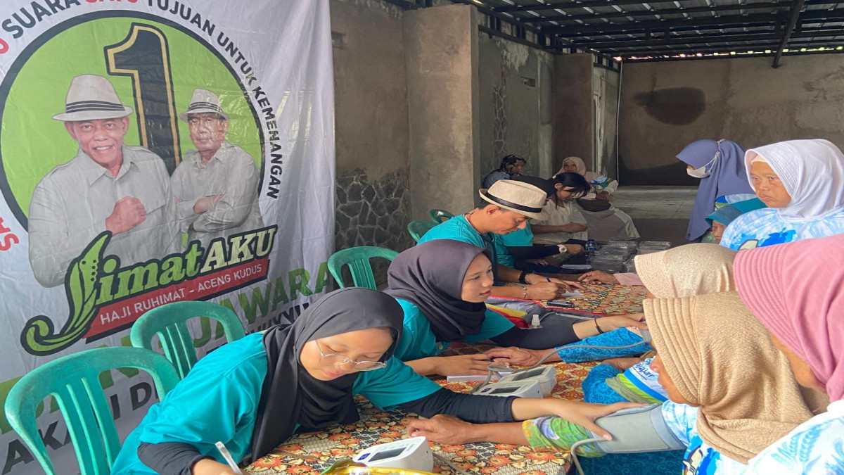 Paslon Jimat-Aku Hadirkan Pengobatan Gratis Sindanglaya Tanjungsiang