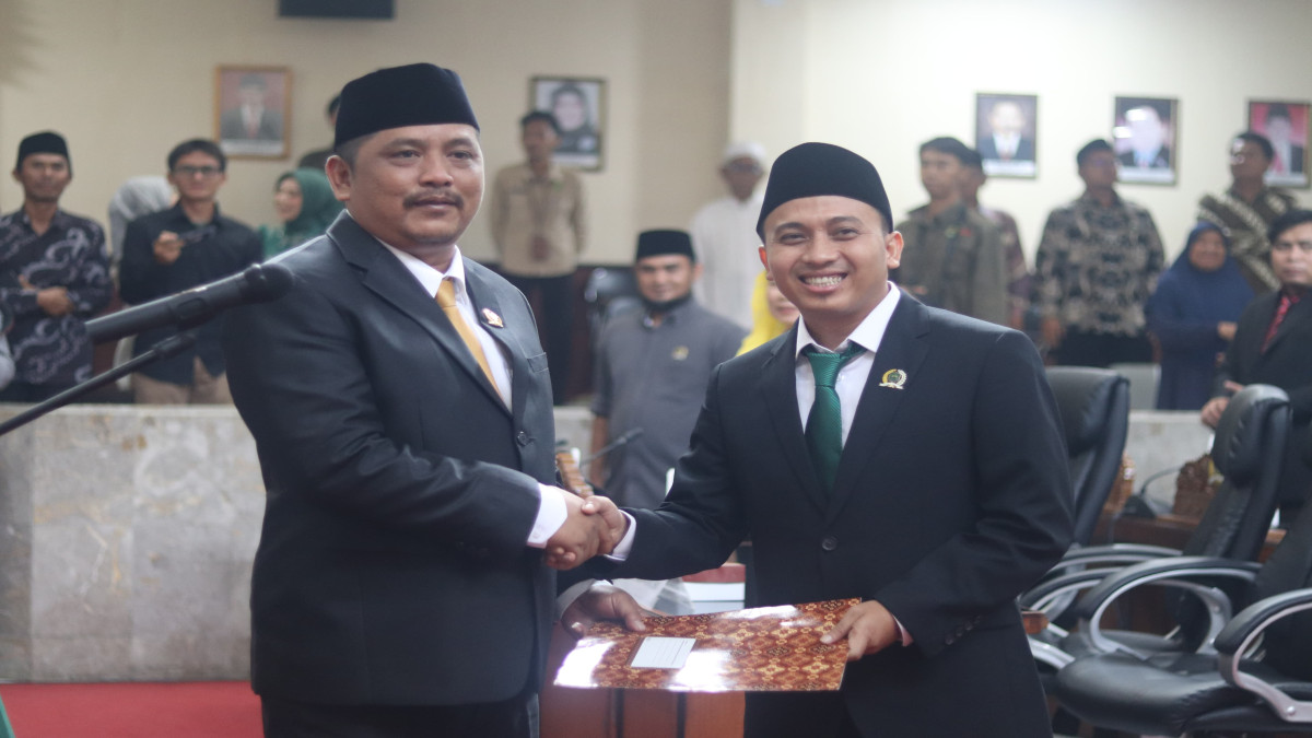 Gantikan Lina Marlina, A. Fauzi Ridwan Resmi Dilantik Jadi Anggota DPRD Subang Periode 2024-2029