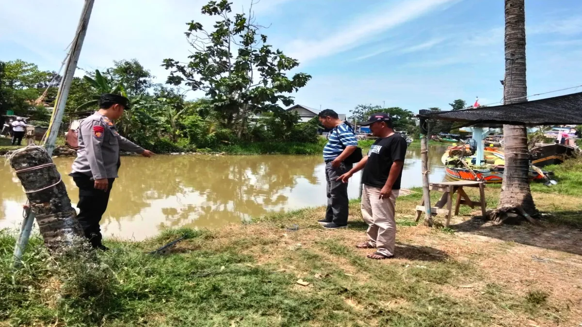 Mayat Pria Ditemukan Mengambang di Sungai Blanakan Kabupaten Subang