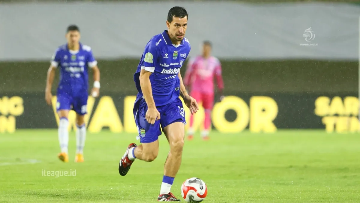 Pemain Persib Bandung Thom Haye Terus Membaik dan Buktikan Kualitasnya