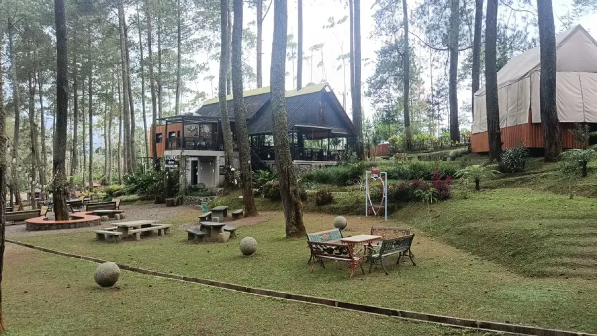 Hotel Murah di Cikole: Panduan Lengkap Liburan Hemat di Alam Lembang 2025
