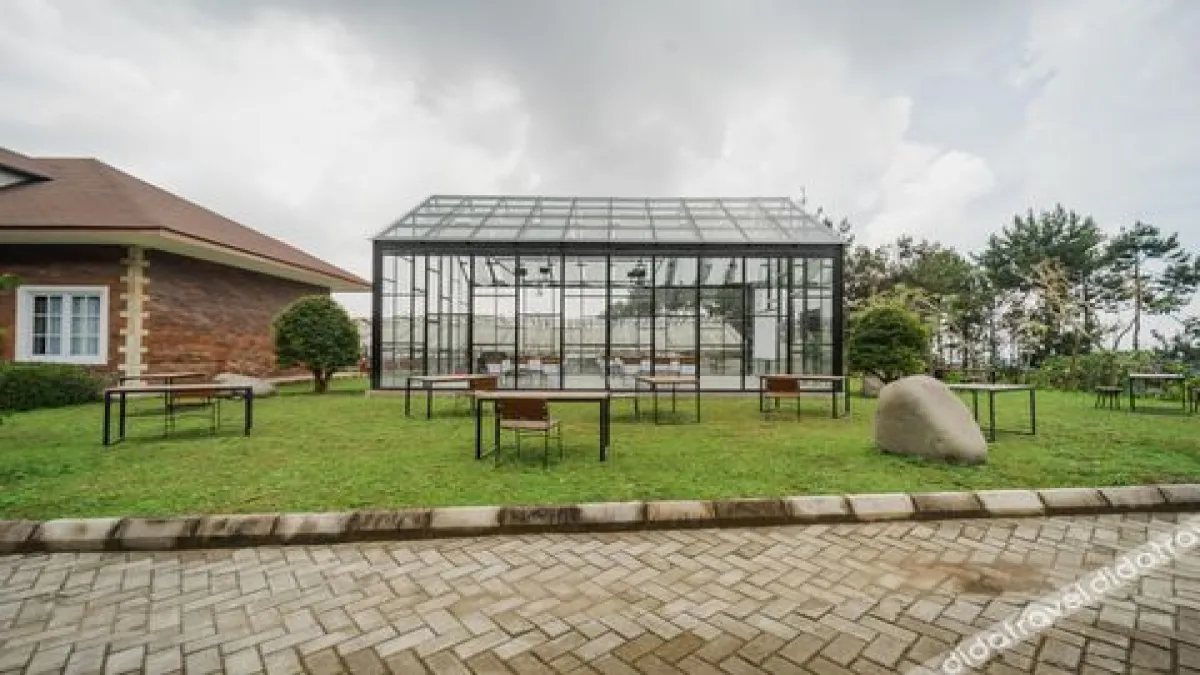 Harga Villa 1 Malam di Lembang: 12 Rekomendasi Villa Terbaik 2025, dari yang Murah hingga Mewah