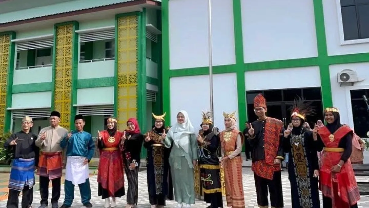 MAN 1 Subang Rayakan Hari Guru Nasional, Penghargaan Tiga Guru Berprestasi