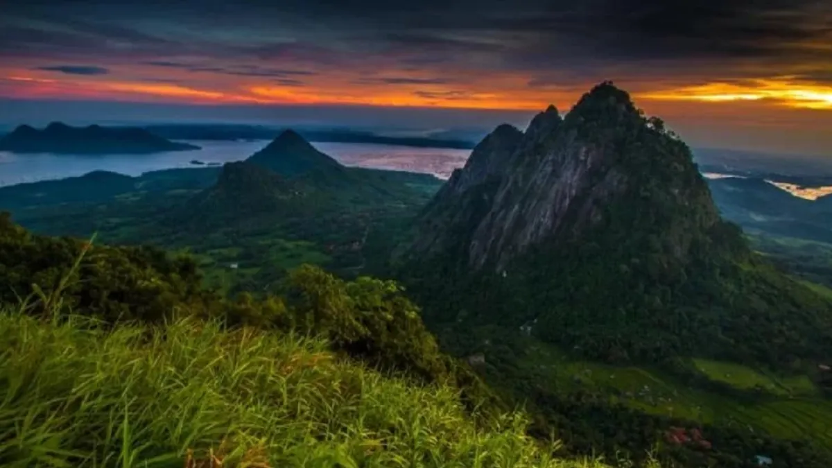 Destinasi Liburan Akhir Tahun 2025 di Purwakarta yang Wajib Kamu Kunjungi Sebelum Tahun Berganti