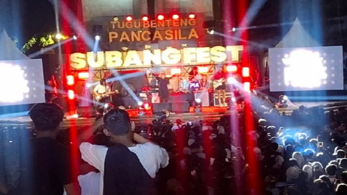 Pia Eks Utopia Pukau Ribuan Penonton di Subang Fest Vol. 09
