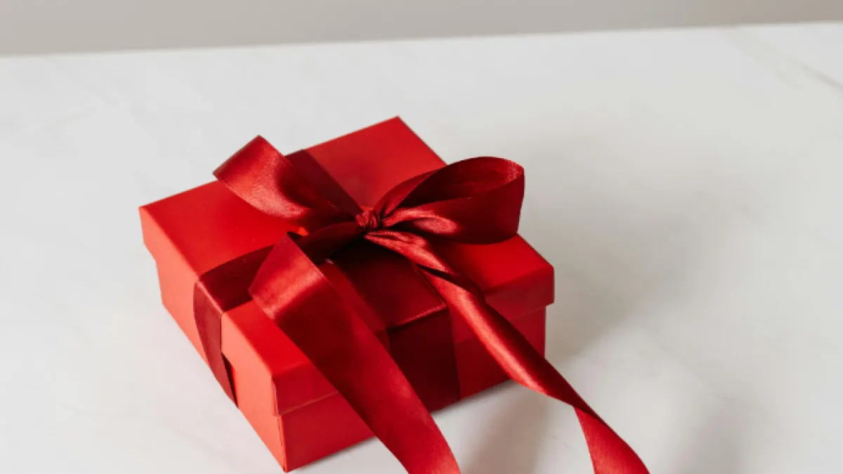 Ide Tukar Kado Natal 100 Ribuan untuk Keluarga dan Teman
