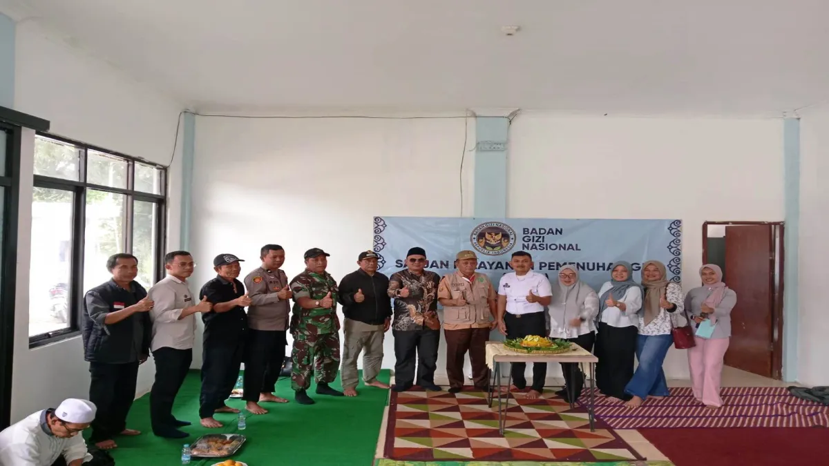 Dukung Program Peningkatan Gizi di Subang, Camat Cisalak Resmikan Dapur MBG Cileat