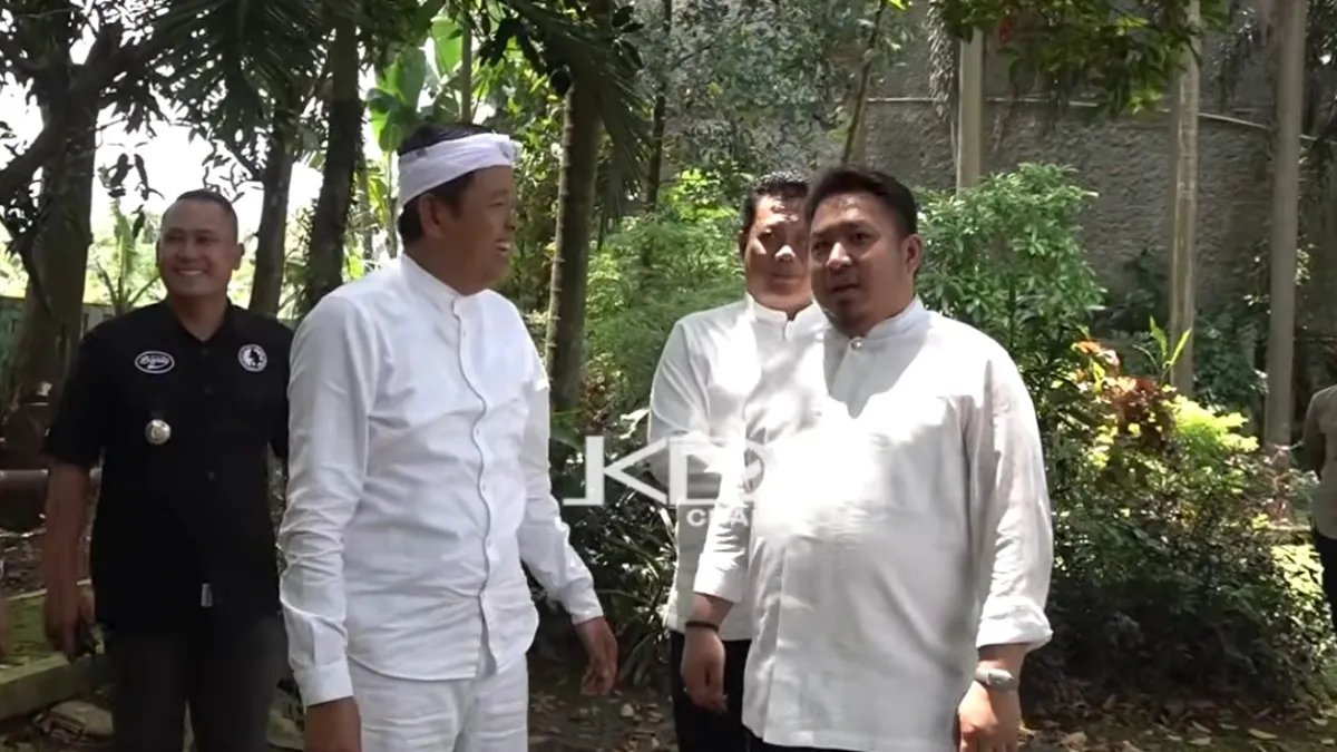 Tiang Zaman Belanda Berdiri di Tengah Trotoar, Wajah Kusam Penataan Kota Subang Akhirnya Terkuak
