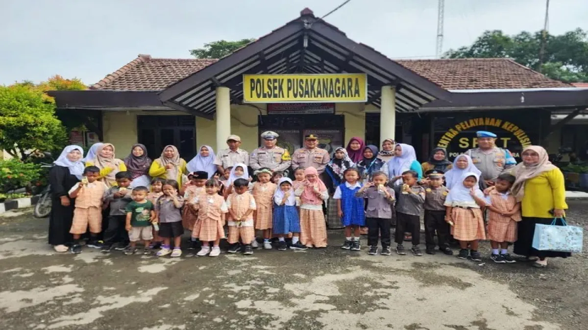 PAUD Cempaka 3 di Subang Kenalkan Anak Didiknya Tugas Kepolisian