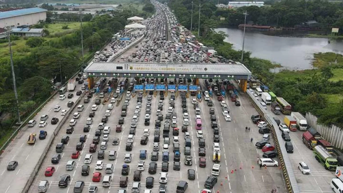 One Way Arus Balik Lebaran 2026 Mulai 24 Maret, Berlaku di Tol Trans Jawa dari KM 414 Kalikangkung hingga Jakarta-Cikampek!