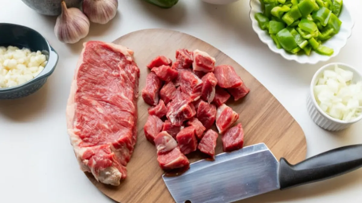 6 Tips Merebus Daging Sapi agar Cepat Empuk dan Tidak Alot