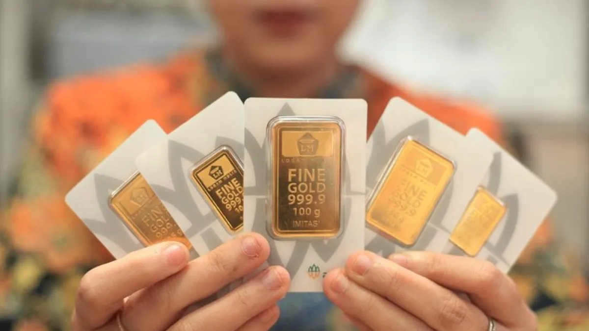 Harga Emas Antam Ambles Rp31 Ribu Hari Ini, Buyback Ikut Terjun! Saatnya Investasi