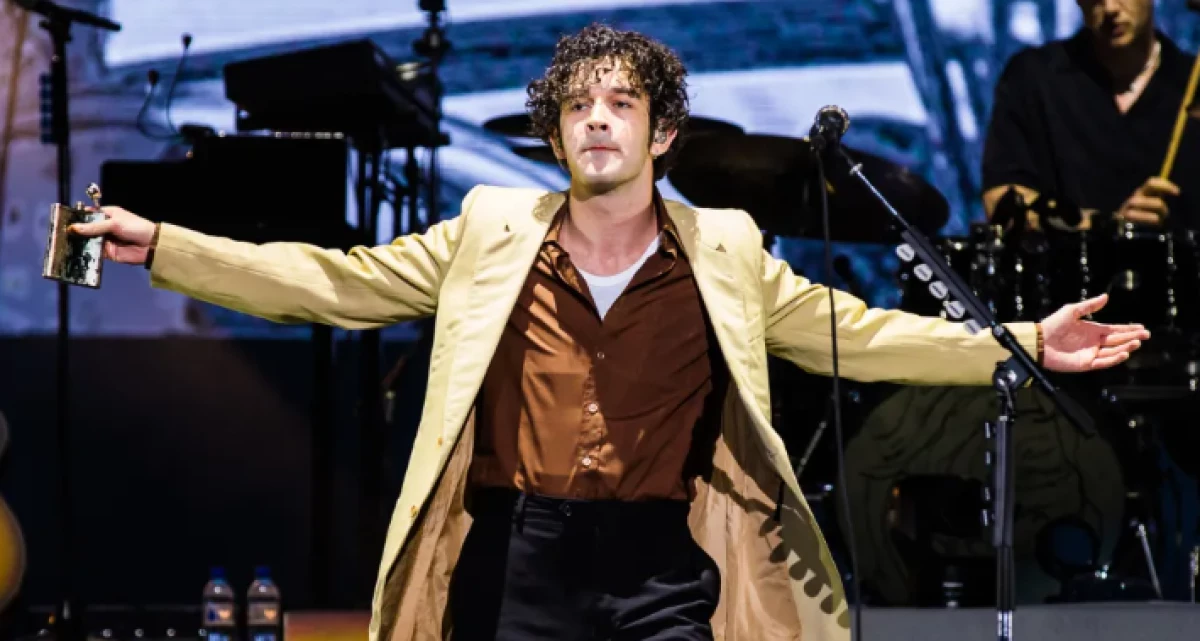 The 1975 Dituntut saat Konser di Malaysia atas Tindak Tidak Senonoh, Ganti Rugi 38,9 Miliyar Rupiah