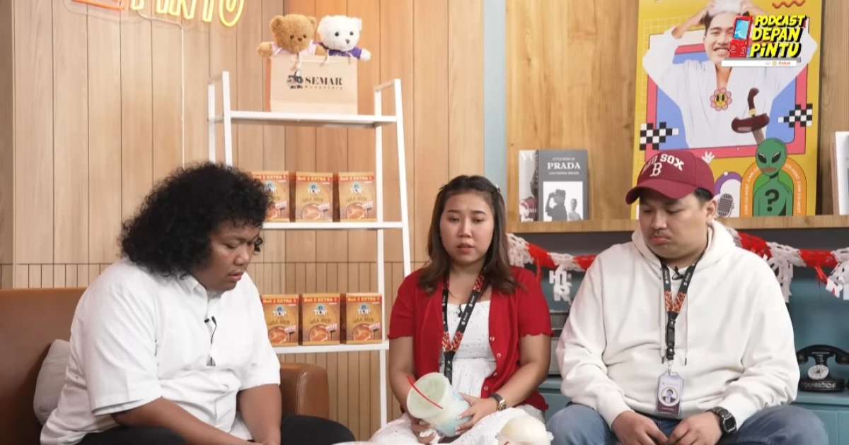 Podcast Depan Pintu Pecah! Kiki Saputri Nangis, Marshel Widianto Curhat Soal Trauma Masa Kecil