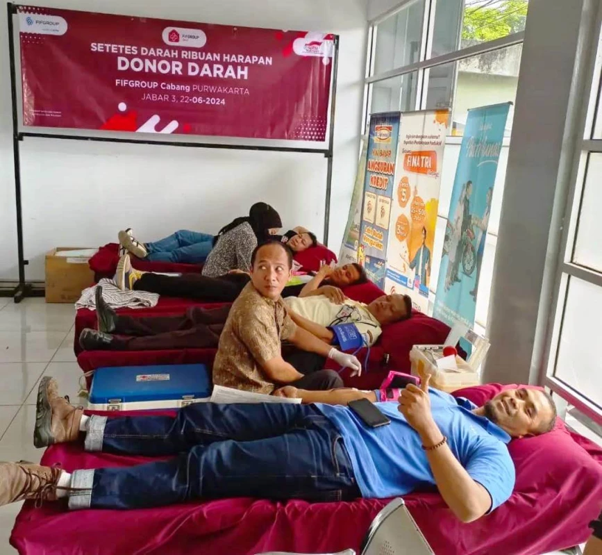 FIFGROUP Purwakarta Kumpulkan 260 Kantong Darah, Usung Tema "Setetes Darah Sejuta Cinta"