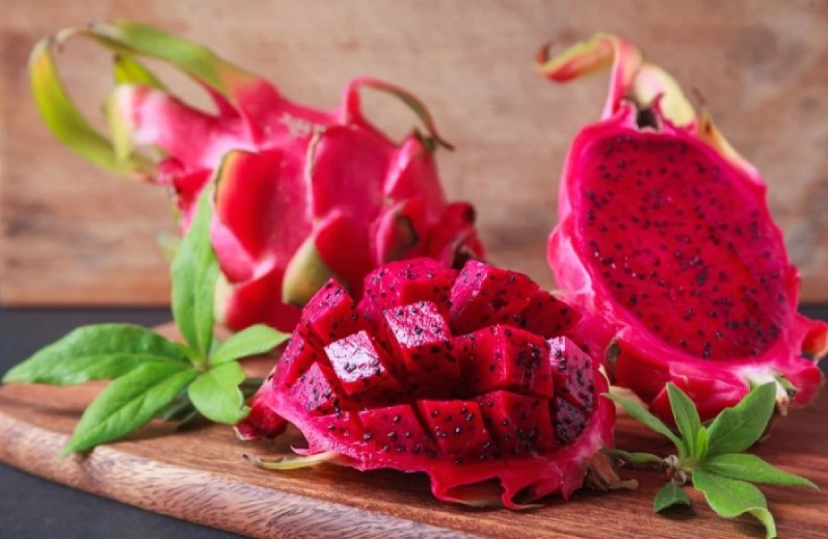 10 Manfaat Buah Naga untuk Wanita!
