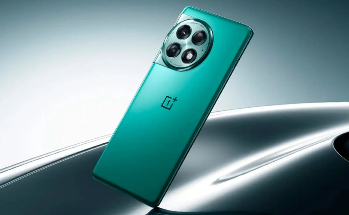 Bocoran Spesifikasi OnePlus Ace 3 Pro: Layar AMOLED 1.5K dan Snapdragon 8 Gen 3!