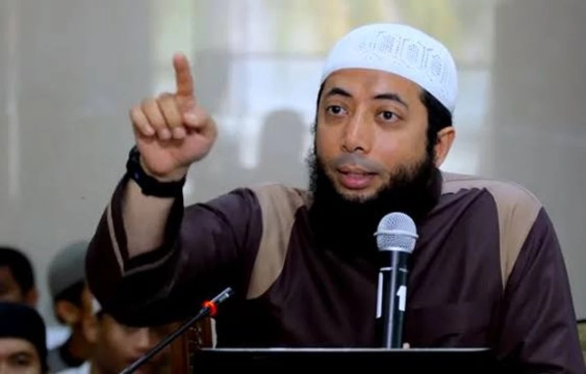 Apa Boleh Sholat Tahajud Dilakukan Setelah Sholat Terawih? Ini Kata Ustadz Khalid Basalamah