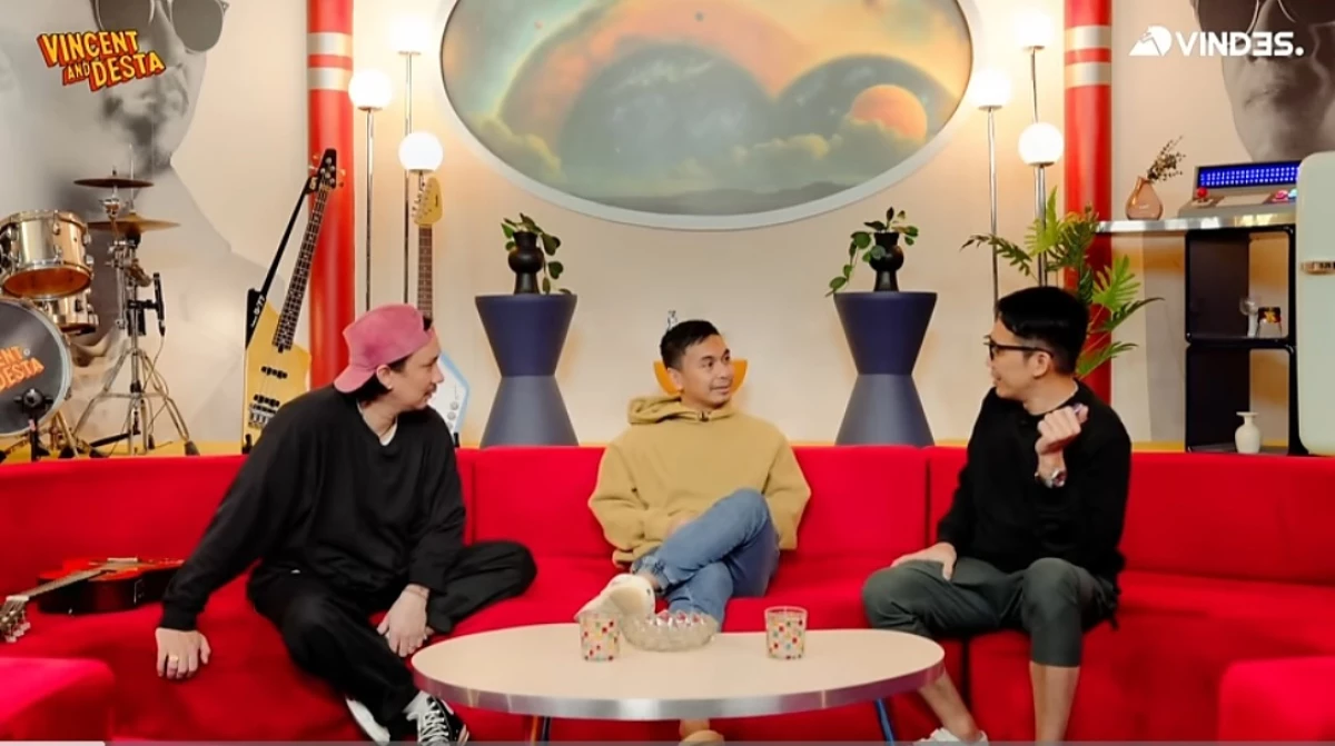 Fakta Menarik tentang Raditya Dika Gaya Hidup Minimalisme