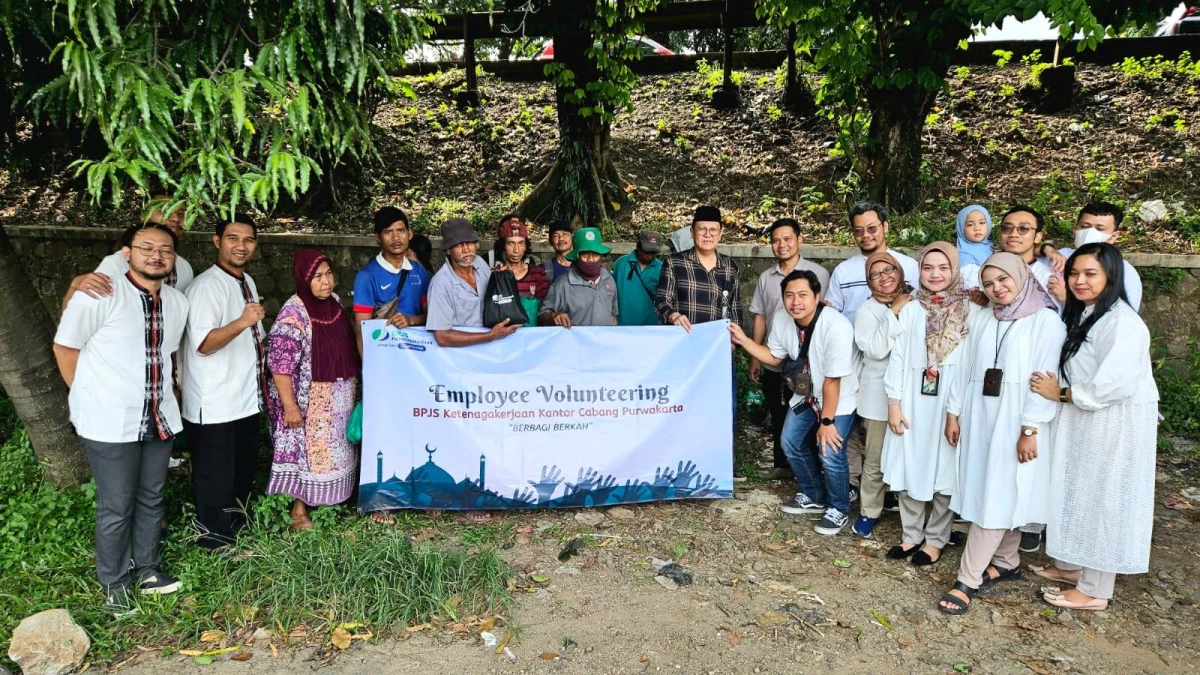 BPJamsostek Kantor Cabang Purwakarta Berbagi Berkah Ramadan