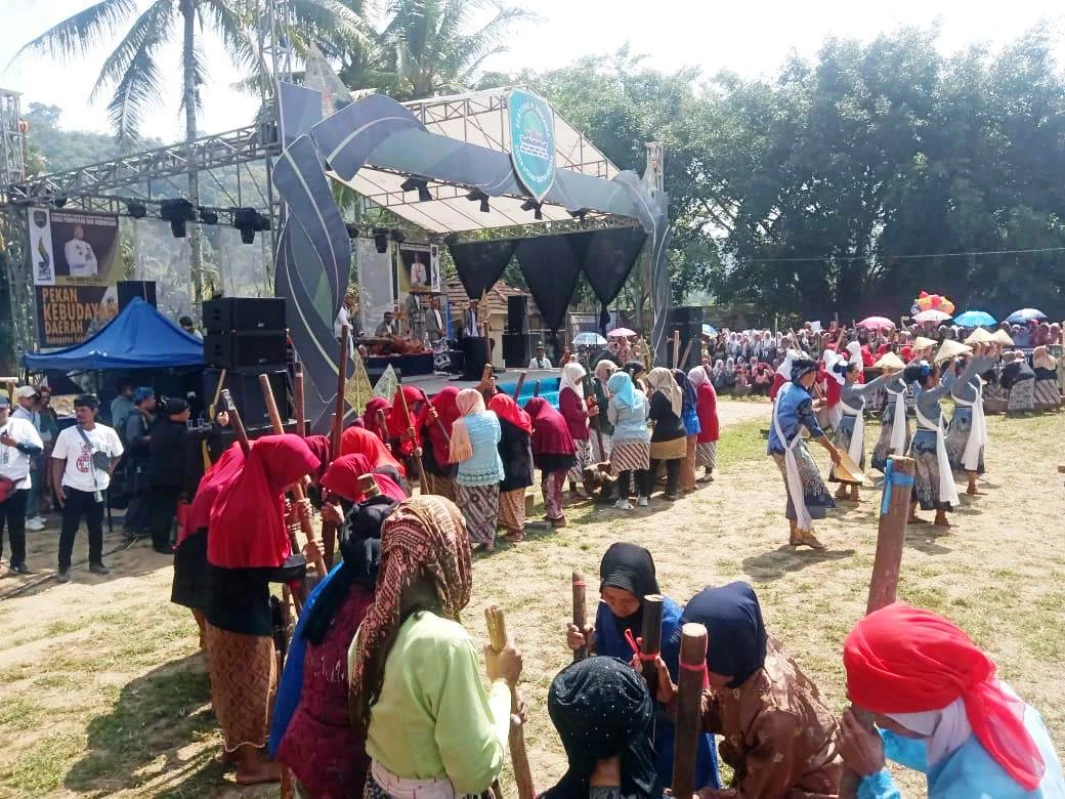 Pekan Kebudayaan Daerah Kabupaten Subang 2024 Resmi Dibuka