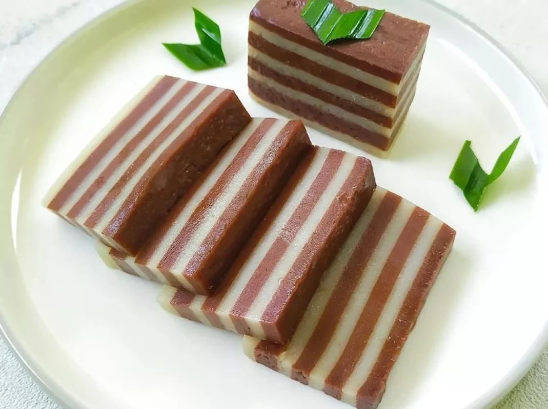 Resep Kue Lapis yang Kenyal dan Lembut!