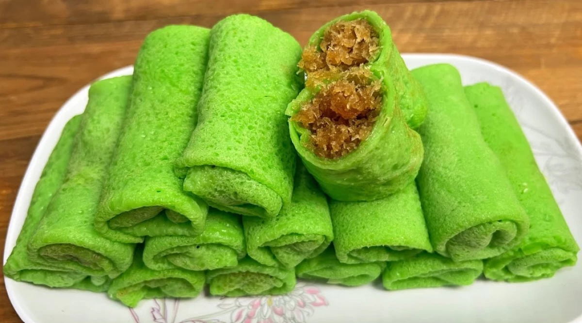 Resep Dadar Gulung Isi Kelapa yang Lembut dan Manis!