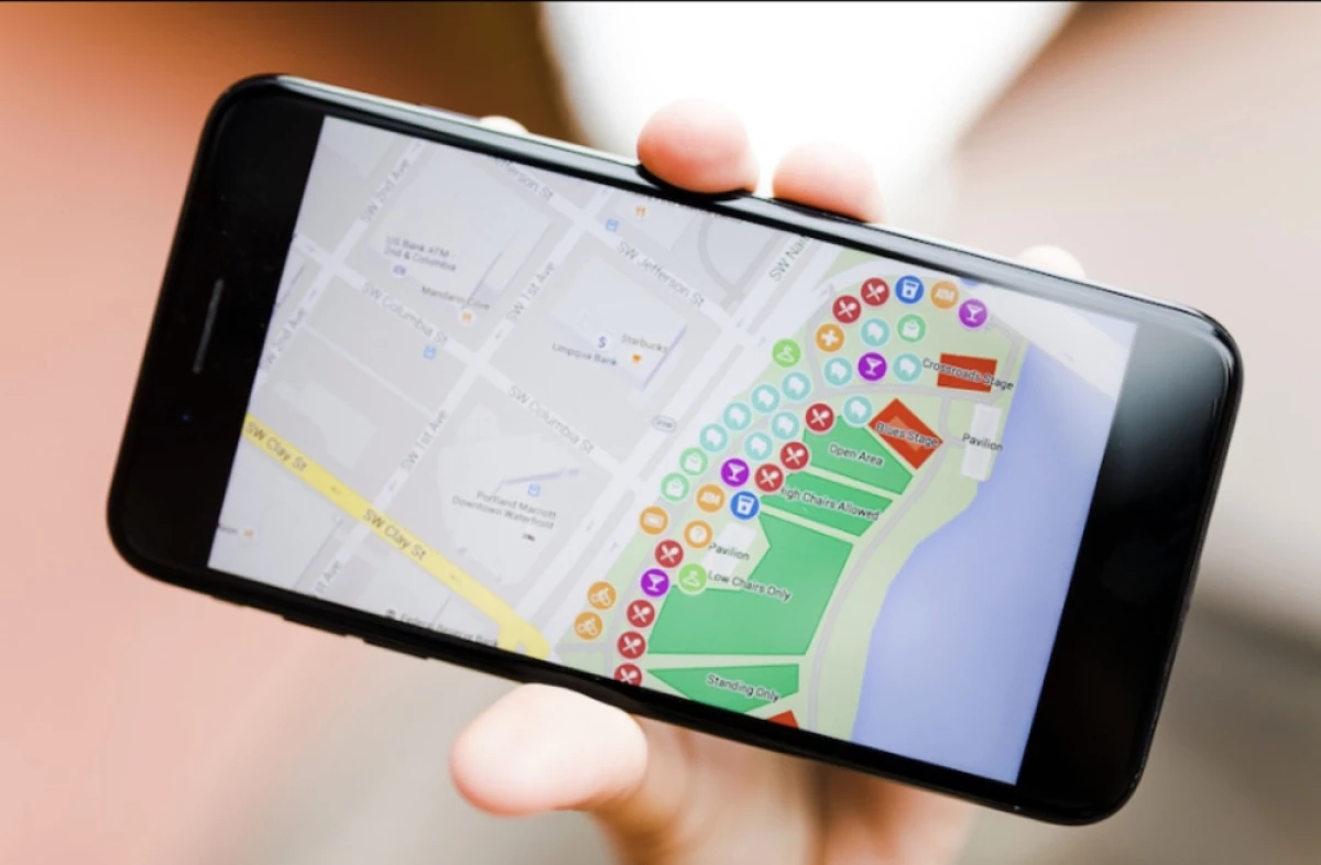 Perbandingan Google Maps dan Waze, Mana yang Lebih Baik?
