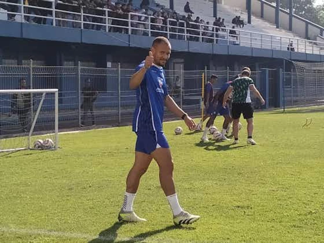 Bek Baru Persib Gustavo de Franca, Jalani Latihan Perdana!