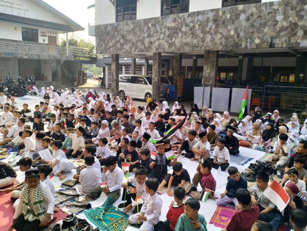 Yayasan Yasri Purwakarta Galang Dana dan Doa Bersama untuk Palestina, Tumbuhkan Rasa Empati Siswa