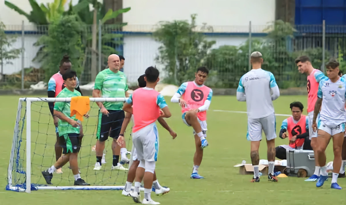 Persib Bandung Gelar Latihan Jelang Lawan Bali United di Championship Series BRI Liga 1
