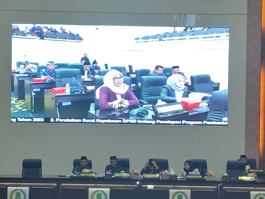 Sidang Paripurna Laporan Pertanggungjawaban Bupati Karawang Tahun 2023 Hujan Intrupsi